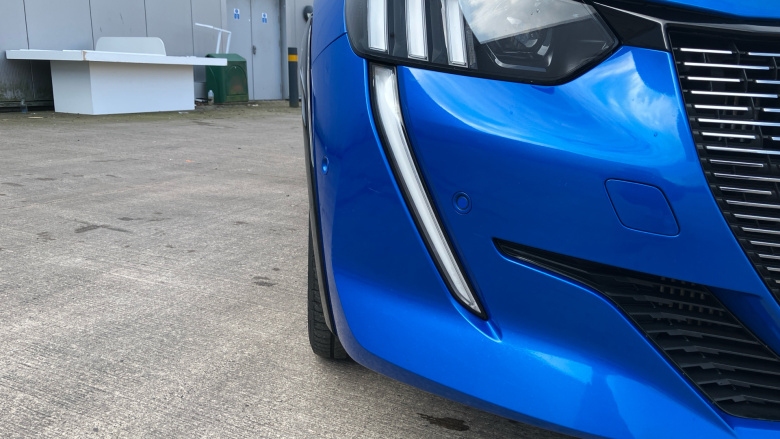 Peugeot 208 1.2 PureTech 100 GT 5dr EAT8 Petrol Hatchback